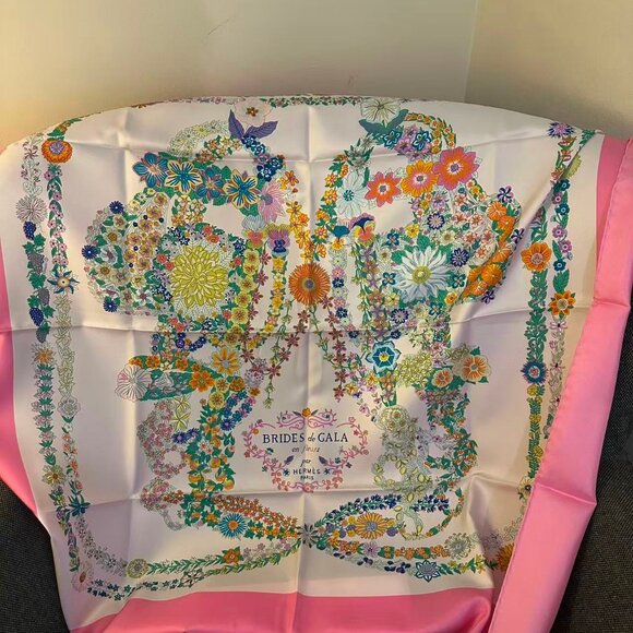 Hermès Brides de Gala Scarf in Multi Color NIB - Picture 1 of 5
